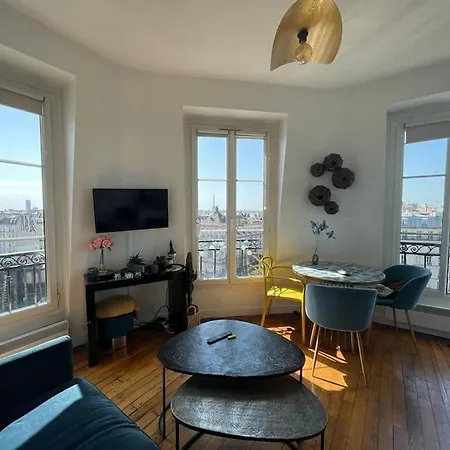 Luminous Batignolles 2p Flat With Eiffel Tower View Apartment Paris