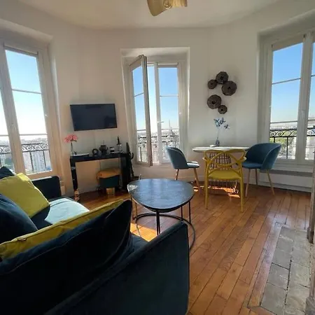Luminous Batignolles 2p Flat With Eiffel Tower View